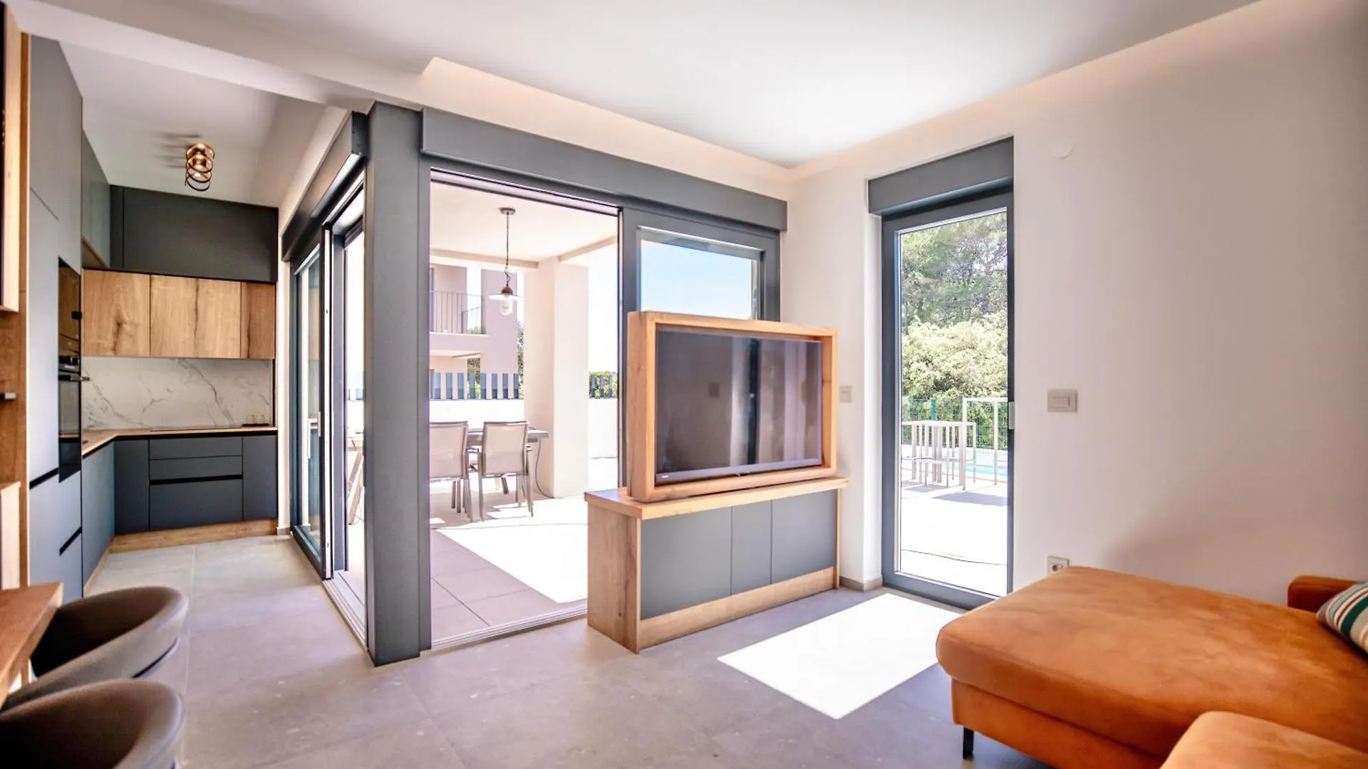 Andrea Deluxe Apartment With Pool Mali Losinj Croatia