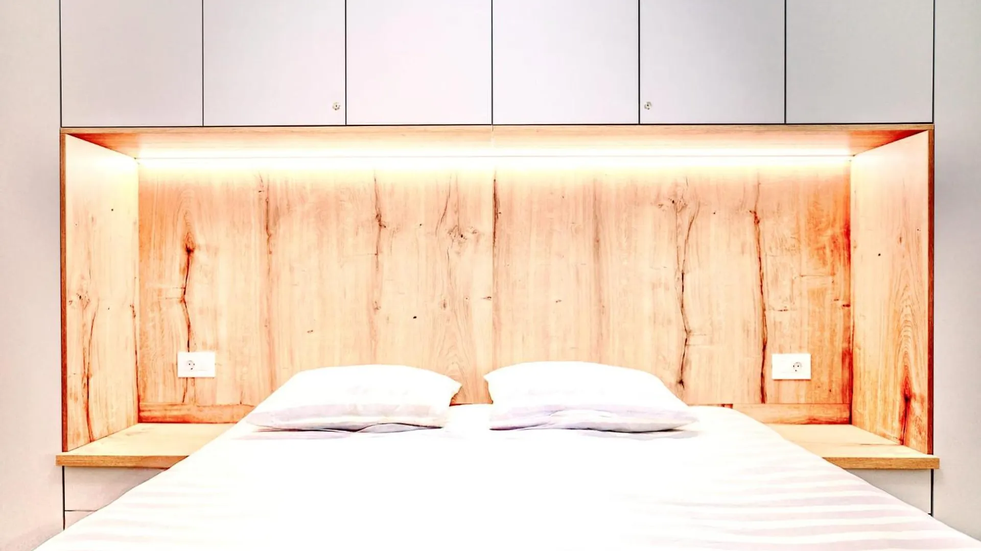 Andrea Deluxe Apartment With Pool Mali Losinj