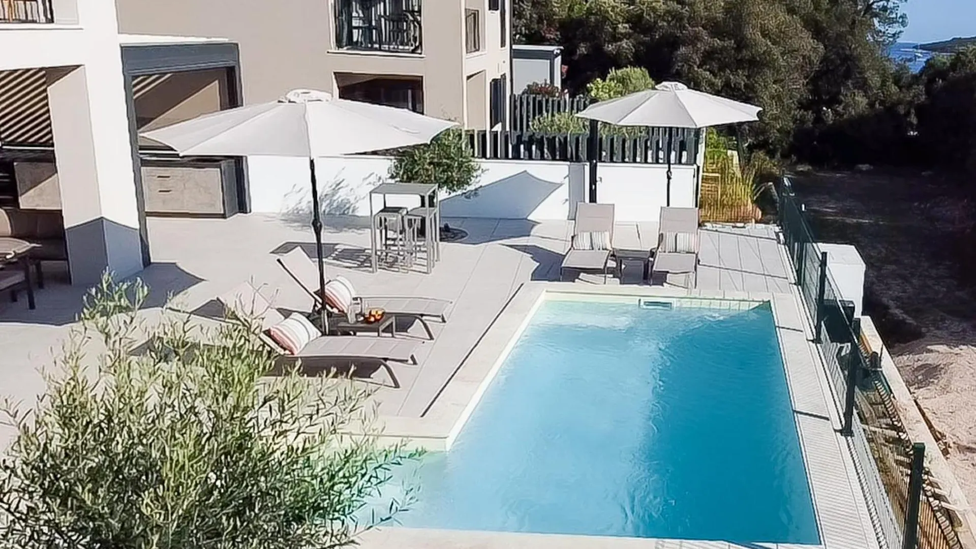 Andrea Deluxe Apartment With Pool Mali Losinj